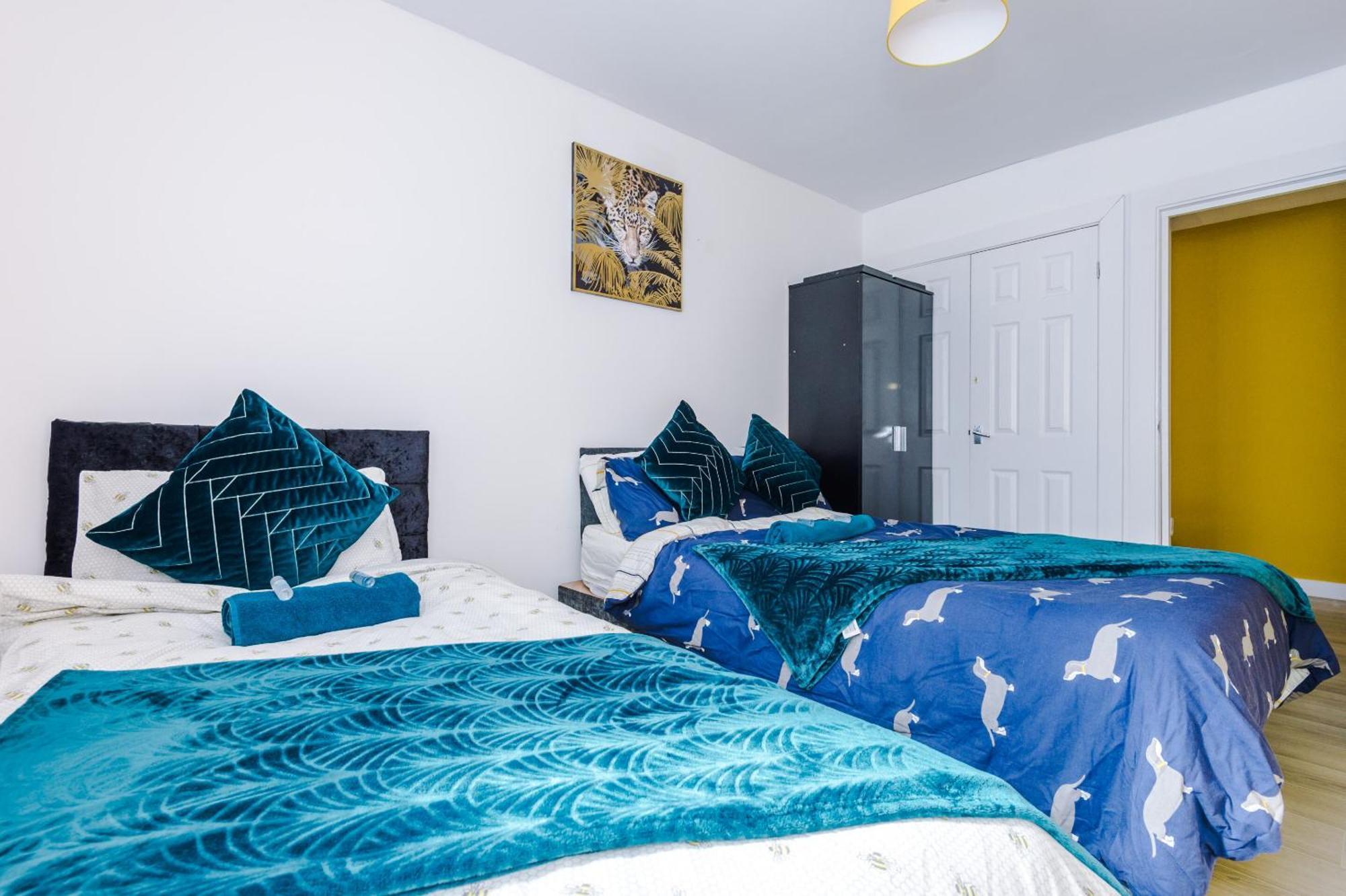 Opp Liverpool - Perfect For Contractors And Travellers, Big Savings Booking 4 Nights Or More! Apartment Room photo